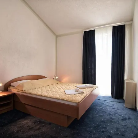 Millenium Gostinjska kuća 3*