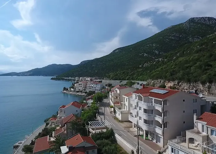 Millenium Pensión 3*